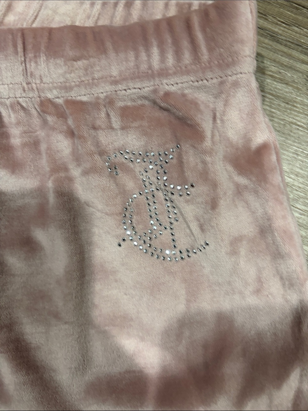 Juicy Couture Pink Velvet 3-Piece Pajama Set - Picture 10 of 11